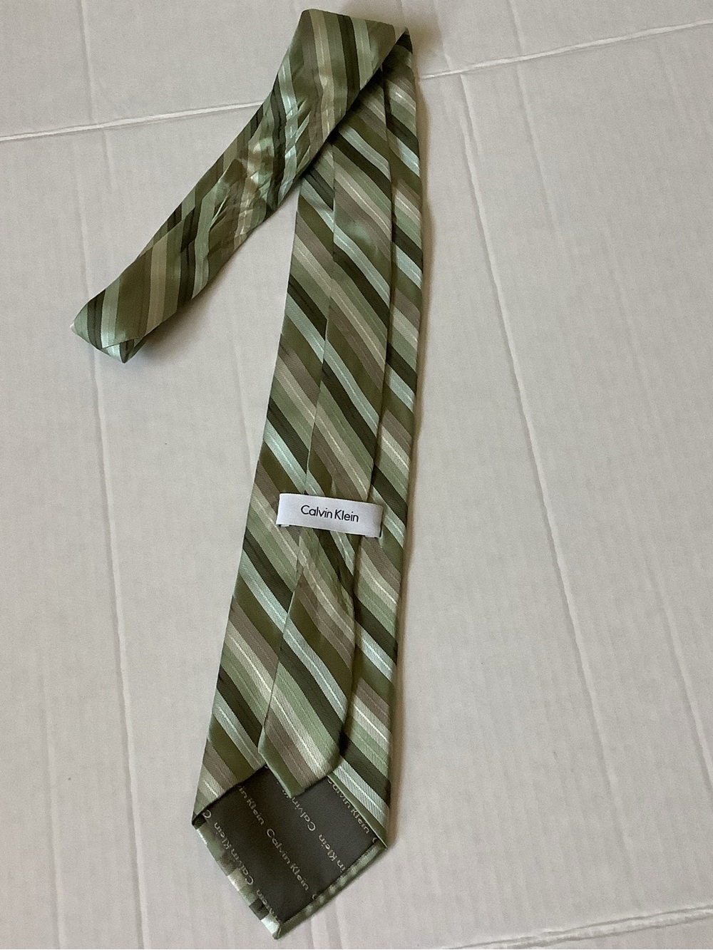 Calvin Klein 100% Silk Tie Earth Tone Olive Sage Green Gray Multi Striped - Picture 3 of 3